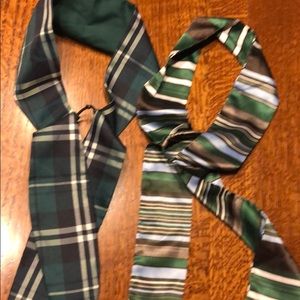 (2) Adorable Green Patterned Headbands
